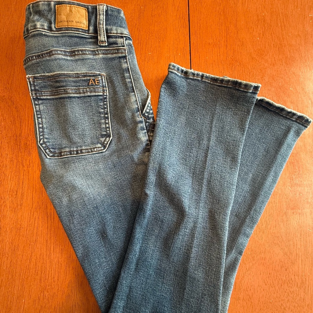 American Eagle high rise kick crop Jeans